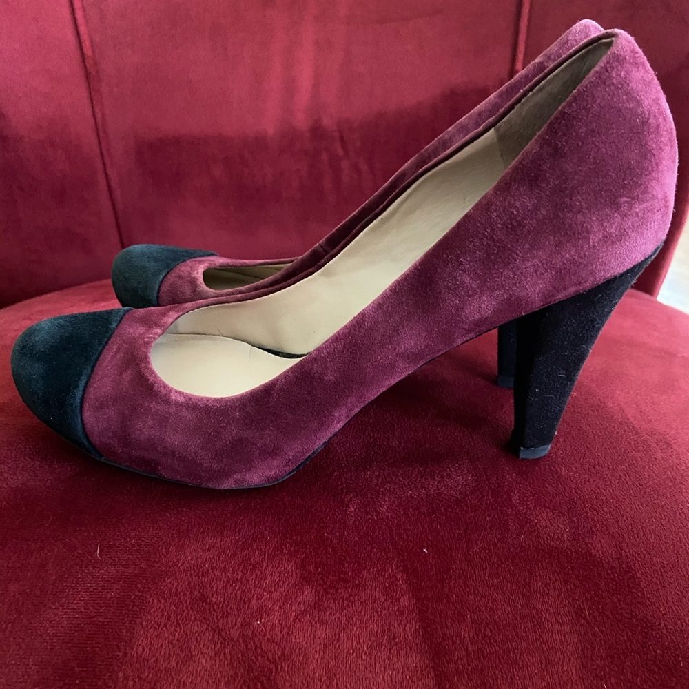 Franco Sarto suede pumps